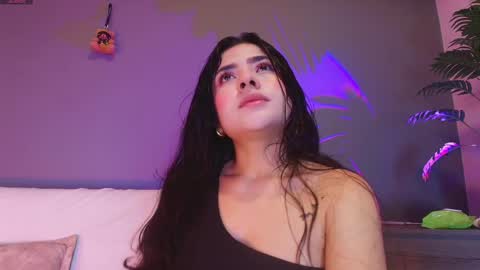 Snapshot of adara_johnson_ chatting on 04.23.26 Adara Johnson online show from 04.23.26