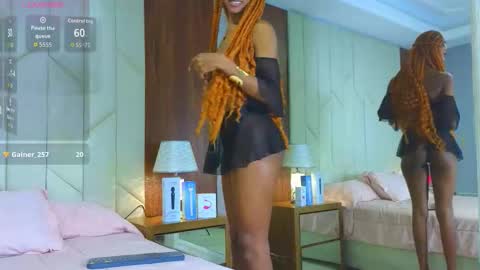 Snapshot of adarasmiith chatting on 09.24.25 adarasmiith online show from 09.24.25