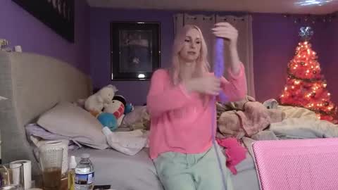 Addibabeee online show from 01.06.25