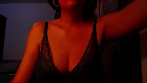 amy        online show from 10.02.25