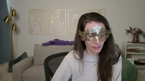 Addison Rose  I am currently away for the holiday weekend. Streams start again on 1242024. Enjoy the holiday online show from 04.16.26