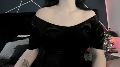 Ade  online show from 12.23.24