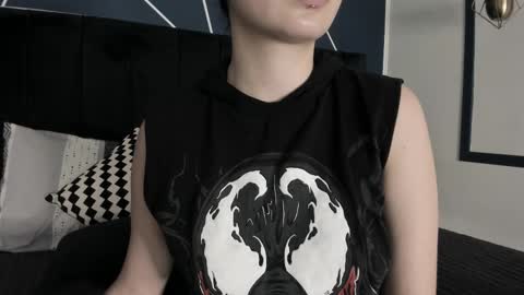 Ade  online show from 02.25.25