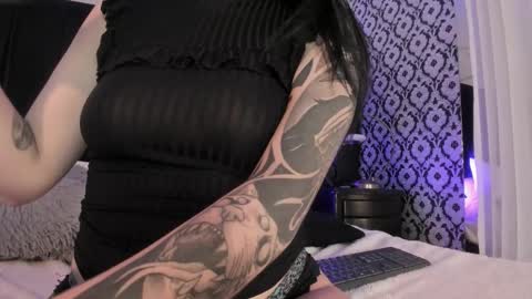 Ade  online show from 11.26.25