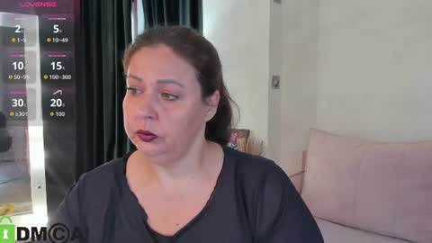 Snapshot of adel_williams chatting on 07.23.26 Adel Williams online show from 07.23.26