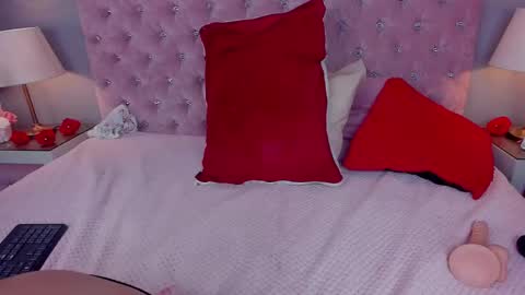 Adelaine online show from 02.26.25