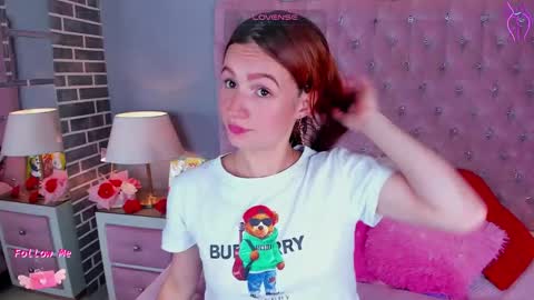 Adelaine online show from 03.08.25