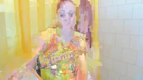 Snapshot of adelamilfsexy chatting on 02.07.25 izabellamilf online show from 02.07.25