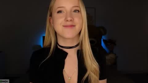 Snapshot of adele_armas chatting on 02.14.26 Adele online show from 02.14.26