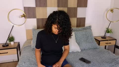 Andrea online show from 01.24.25