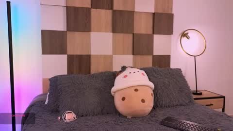 Andrea online show from 10.15.25