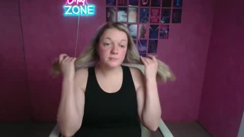 Adele online show from 11.26.25