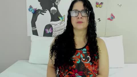 Adele Smithh online show from 11.29.25