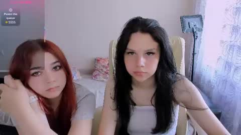 Snapshot of adelina_xxx chatting on 06.11.26 adelina_xxx online show from 06.11.26