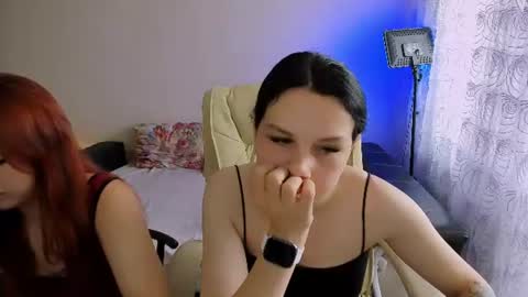 Snapshot of adelina_xxx chatting on 06.18.26 adelina_xxx online show from 06.18.26