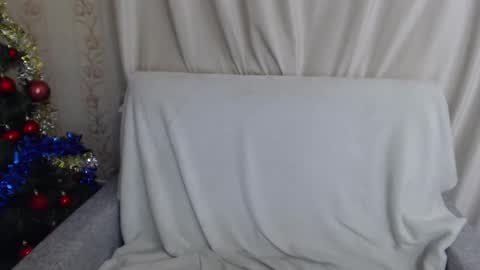 Snapshot of adelinalawson chatting on 01.17.25 adelinalawson online show from 01.17.25