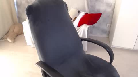 Snapshot of adelinalawson chatting on 09.23.25 adelinalawson online show from 09.23.25