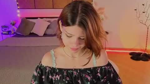 Snapshot of adelinaswetty chatting on 07.23.26 Liiya online show from 07.23.26