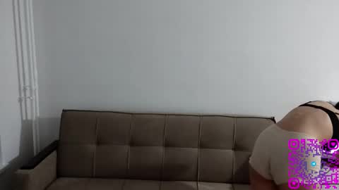 Anna online show from 02.12.26