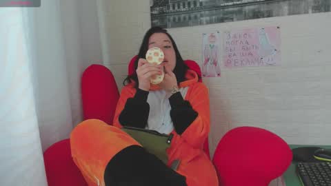 Adel online show from 11.01.25