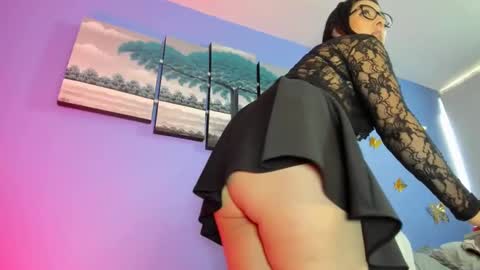 Snapshot of adellelennox_cg chatting on 01.27.25 Adelle online show from 01.27.25