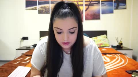 Adellineee online show from 02.13.25