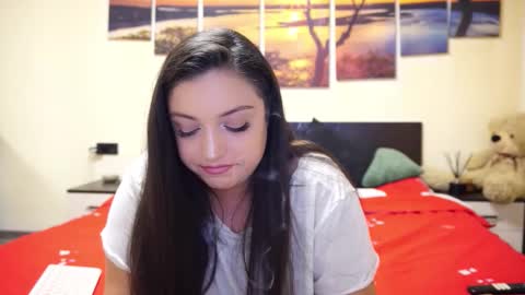 Adellineee online show from 10.07.25