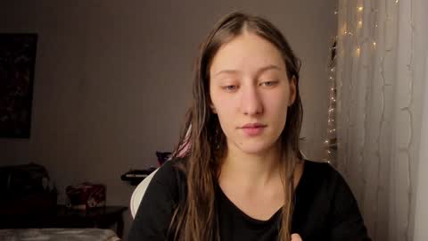 Adell online show from 01.05.25