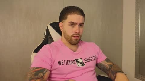 Snapshot of ades_lowe chatting on 11.16.25 Ades online show from 11.16.25