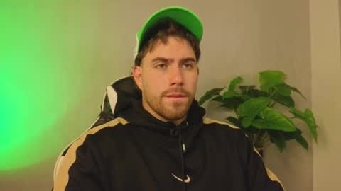 Snapshot of ades_lowe chatting on 12.18.25 Ades online show from 12.18.25