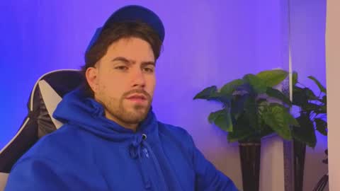 Snapshot of ades_lowe chatting on 12.22.25 Ades online show from 12.22.25