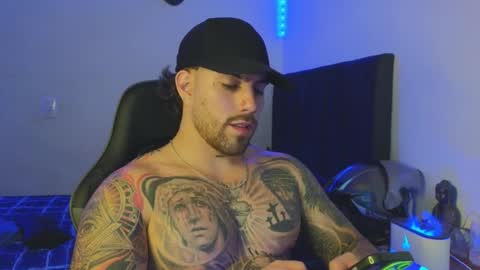 Snapshot of ades_lowe chatting on 01.15.26 Ades online show from 01.15.26