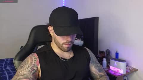 Snapshot of ades_lowe chatting on 02.28.26 Ades online show from 02.28.26