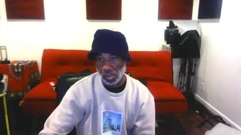 Snapshot of adick_ting chatting on 04.12.26 adick_ting online show from 04.12.26