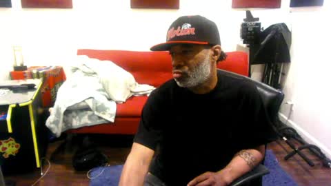 Snapshot of adick_ting chatting on 05.01.26 adick_ting online show from 05.01.26
