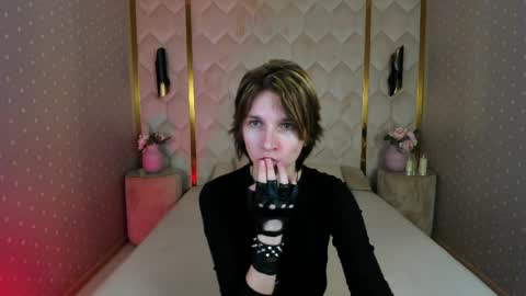 Snapshot of adonbev chatting on 03.31.26 adonbev online show from 03.31.26