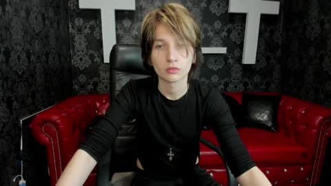 Snapshot of adonbev chatting on 04.03.26 adonbev online show from 04.03.26