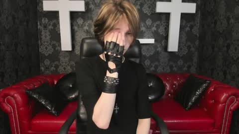 Snapshot of adonbev chatting on 04.09.26 adonbev online show from 04.09.26