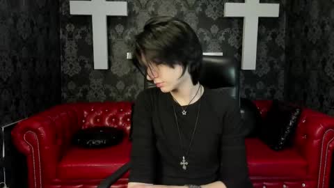 Snapshot of adonbev chatting on 04.25.26 adonbev online show from 04.25.26