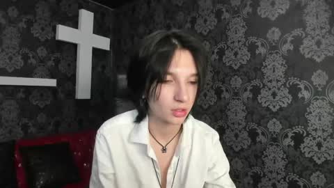 Snapshot of adonbev chatting on 05.08.26 adonbev online show from 05.08.26