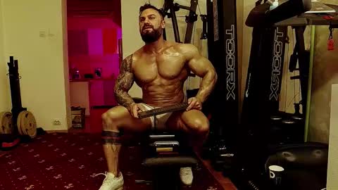 Adonis online show from 10.15.25