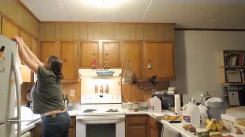 Snapshot of adorable22 chatting on 02.15.25 adorable22 online show from 02.15.25