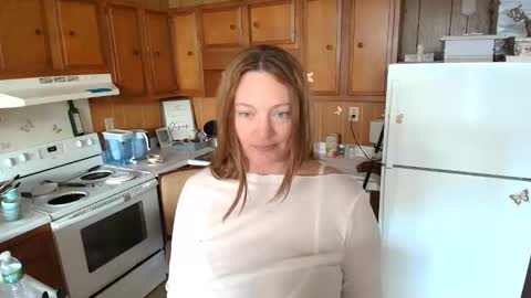 Snapshot of adorable22 chatting on 09.15.25 adorable22 online show from 09.15.25