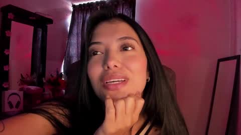 Stormi online show from 02.25.25