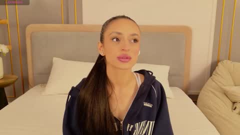 adoracortes online show from 03.19.26