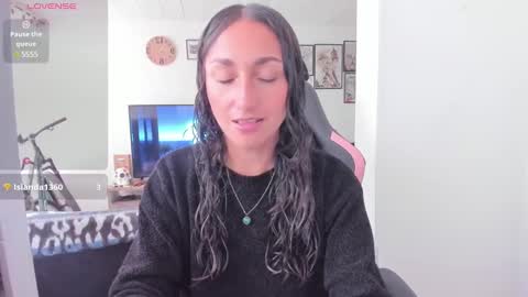 Snapshot of adrena_10 chatting on 02.08.25 Adrena10 online show from 02.08.25