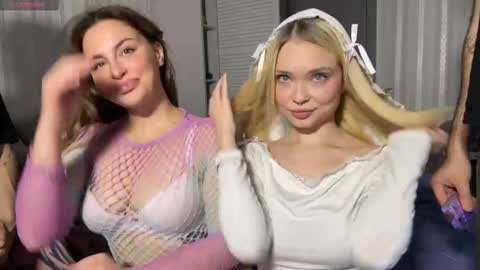 Snapshot of adrenaline_lush chatting on 02.15.26 Dorothy Mayfield online show from 02.15.26