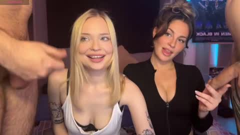 Snapshot of adrenaline_lush chatting on 06.08.26 Dorothy Mayfield online show from 06.08.26