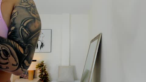 Adriana online show from 10.05.25