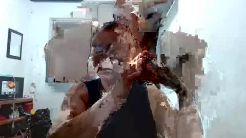 Adriana Tellez online show from 11.25.25